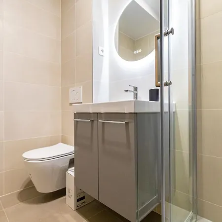 Guestready - Charming Hideaway In Vibrant Cachan